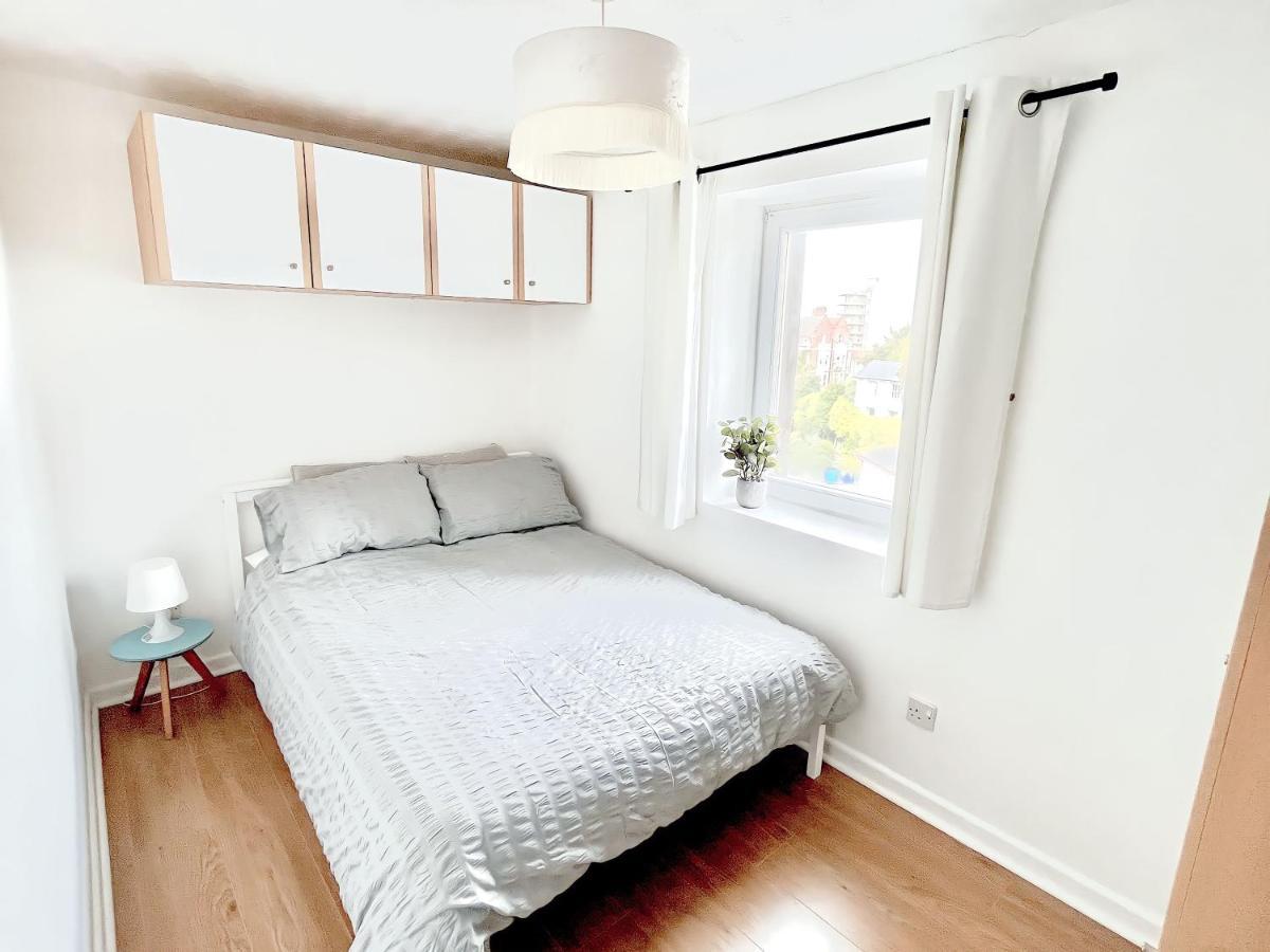 Beachfront In Apartment Portsmouth
